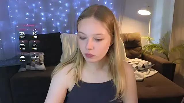 Me_michelle from StripChat is Freechat