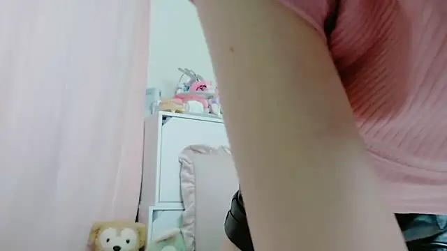cam to cam sexiness with Girls streamers. Explore the newest collection of intense camshows from our capable horny hosts.