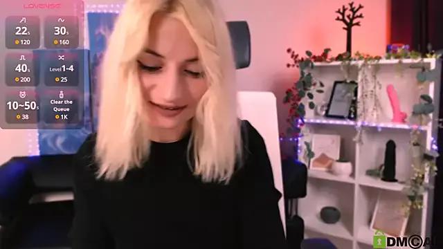 cam to cam sexiness with Girls streamers. Explore the newest collection of intense camshows from our capable horny hosts.