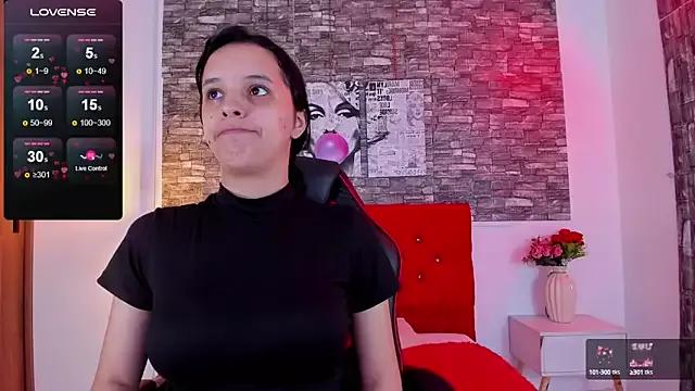 cam to cam sexiness with Girls streamers. Explore the newest collection of intense camshows from our capable horny hosts.