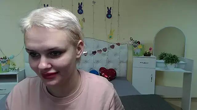 cam to cam sexiness with Girls streamers. Explore the newest collection of intense camshows from our capable horny hosts.
