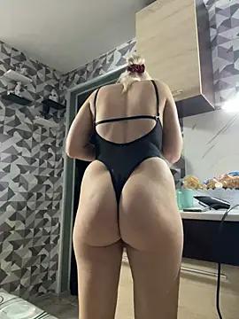 Get ready to be entertained by the hottest and kinkiest shower adult freechat sex cam shows on our shower page. You're sure to find the ideal match for your dreams.