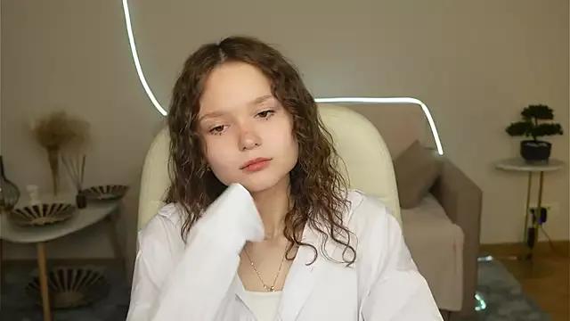 MerylAmber from StripChat is Freechat