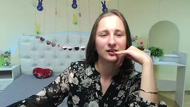 MichelLeee from StripChat is Freechat