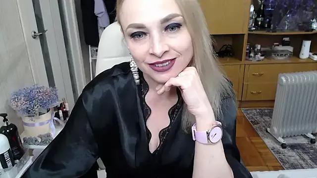 Mika_Passion from StripChat is Freechat