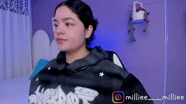 Millie_houston from StripChat is Freechat