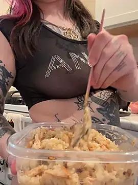 cam to cam sexiness with Girls streamers. Explore the newest collection of intense camshows from our capable horny hosts.