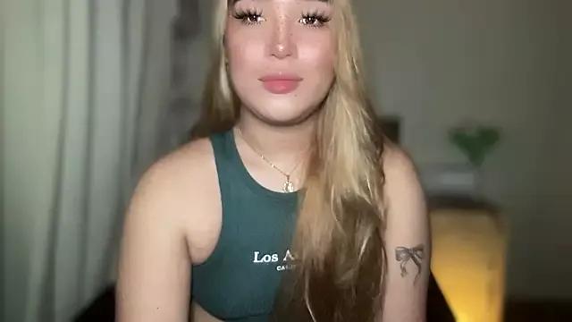 cam to cam sexiness with Girls streamers. Explore the newest collection of intense camshows from our capable horny hosts.