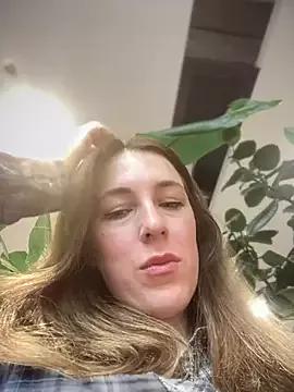 MommmyYummy from StripChat is Freechat