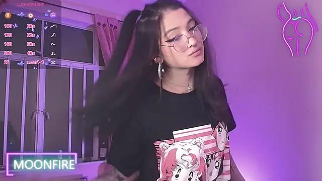 cam to cam sexiness with Girls streamers. Explore the newest collection of intense camshows from our capable horny hosts.