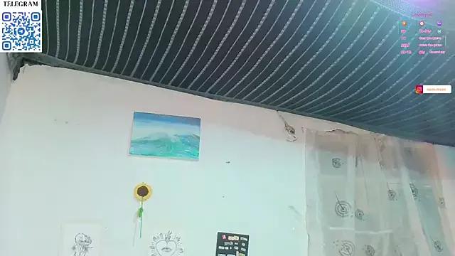 Naomi_mooon2 from StripChat is Freechat