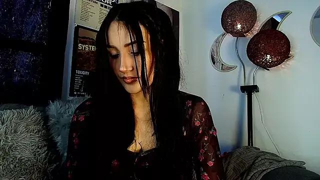 natashapridee_ from StripChat is Freechat
