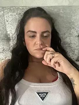 NaughtyMama69XX from StripChat is Freechat