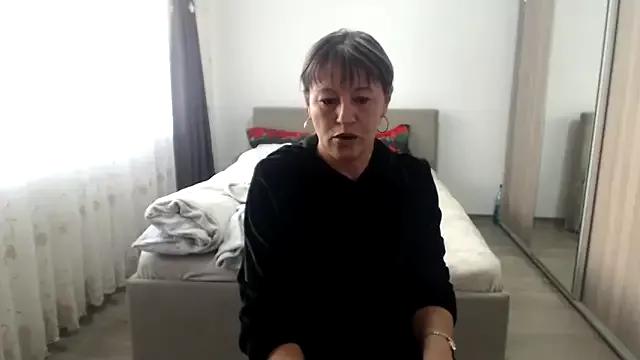 naughtymilfT from StripChat is Freechat