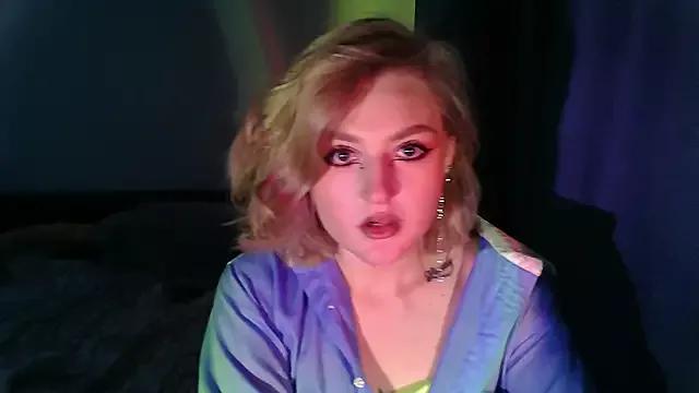 cam to cam sexiness with Girls streamers. Explore the newest collection of intense camshows from our capable horny hosts.