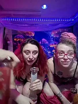 cam to cam sexiness with Girls streamers. Explore the newest collection of intense camshows from our capable horny hosts.