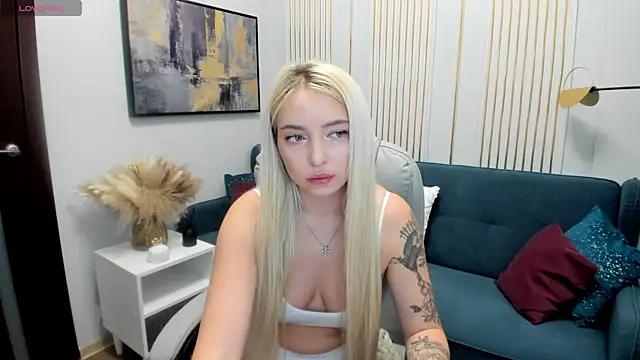 cam to cam sexiness with Girls streamers. Explore the newest collection of intense camshows from our capable horny hosts.