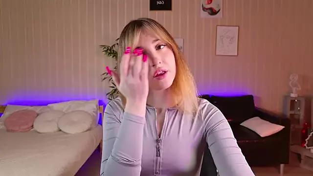 cam to cam sexiness with Girls streamers. Explore the newest collection of intense camshows from our capable horny hosts.