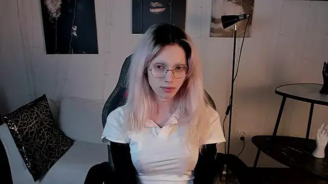 cam to cam sexiness with Girls streamers. Explore the newest collection of intense camshows from our capable horny hosts.