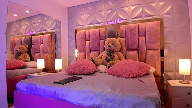 cam to cam sexiness with Girls streamers. Explore the newest collection of intense camshows from our capable horny hosts.