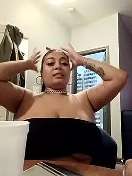 Pinkpurry from StripChat is Freechat