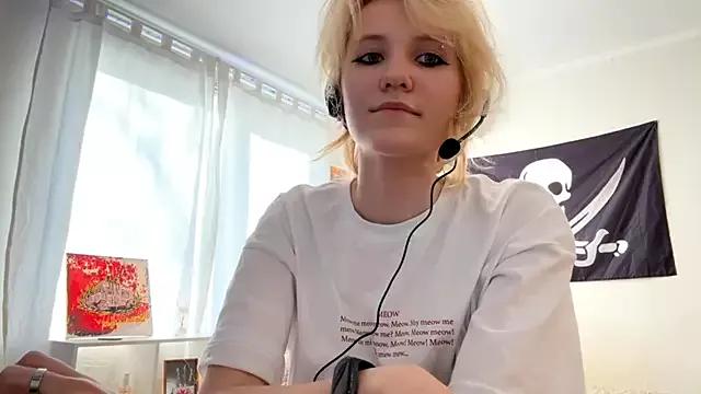 cam to cam sexiness with Girls streamers. Explore the newest collection of intense camshows from our capable horny hosts.