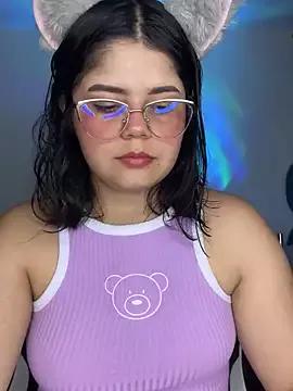 cam to cam sexiness with Girls streamers. Explore the newest collection of intense camshows from our capable horny hosts.