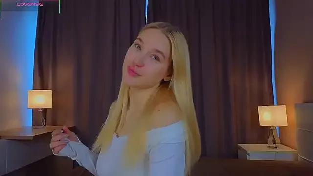 cam to cam sexiness with Girls streamers. Explore the newest collection of intense camshows from our capable horny hosts.