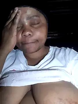 PrincessEmelxx from StripChat is Freechat