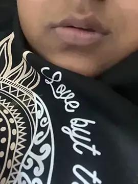 queen_sakhi24 from StripChat is Freechat