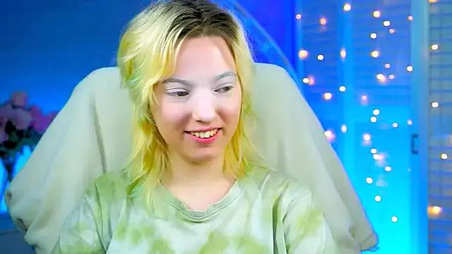 cam to cam sexiness with Girls streamers. Explore the newest collection of intense camshows from our capable horny hosts.