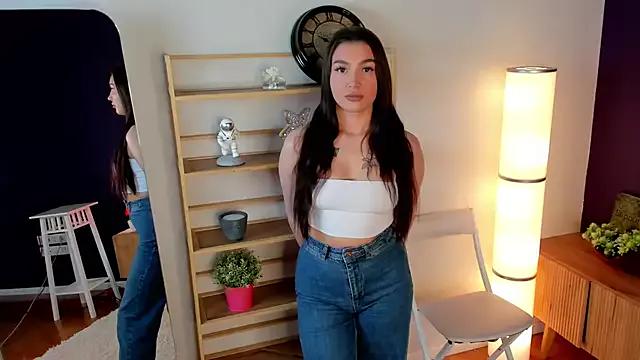 RowenaDenmark from StripChat is Freechat