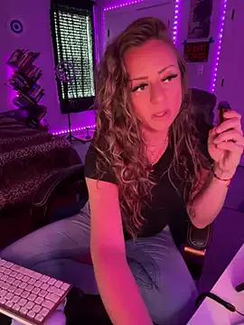 sage_love from StripChat is Freechat