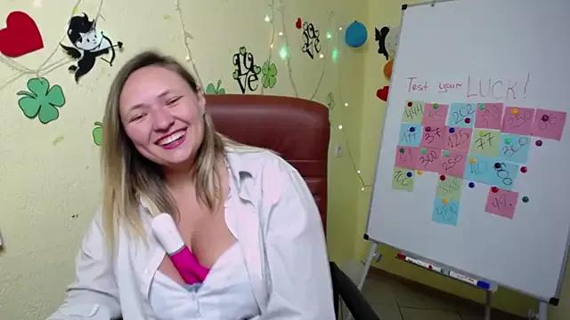 cam to cam sexiness with Girls streamers. Explore the newest collection of intense camshows from our capable horny hosts.