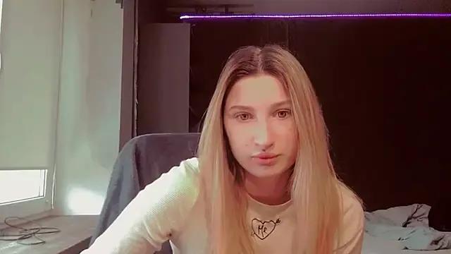 SaraKeyt from StripChat is Freechat