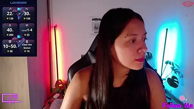 Sarasavage from StripChat is Freechat