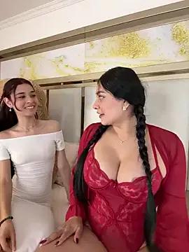Photos of Sarita_1 from StripChat is Freechat