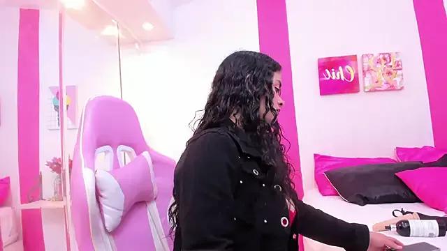 cam to cam sexiness with Girls streamers. Explore the newest collection of intense camshows from our capable horny hosts.