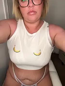 Scottish_Bella_Blazex from StripChat is Freechat