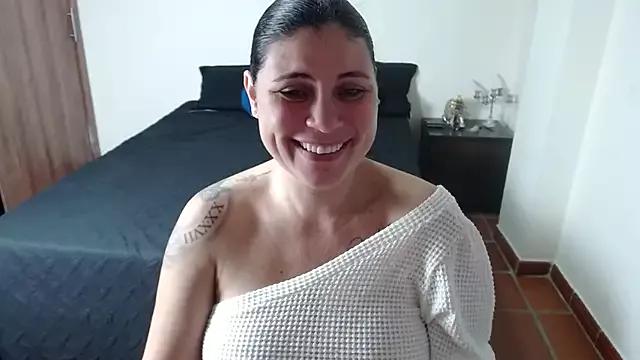 cam to cam sexiness with Girls streamers. Explore the newest collection of intense camshows from our capable horny hosts.