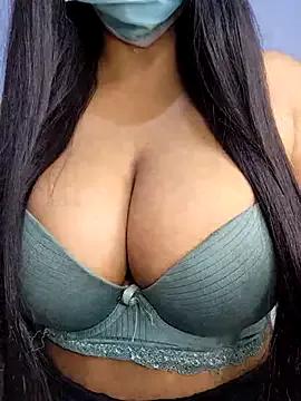 Sexy-lily from StripChat is Freechat