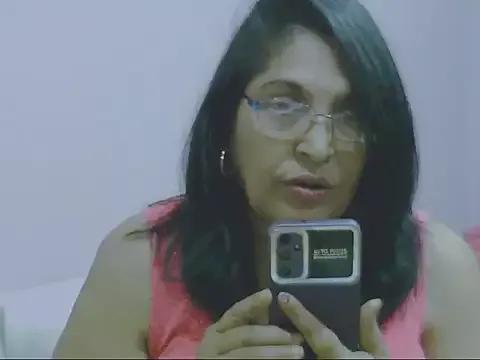 sexy69hotmum from StripChat is Freechat