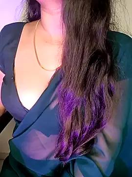 SexyAndHottie from StripChat is Freechat