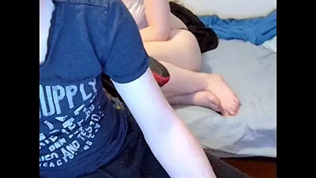 Sexycouple112 from StripChat is Freechat