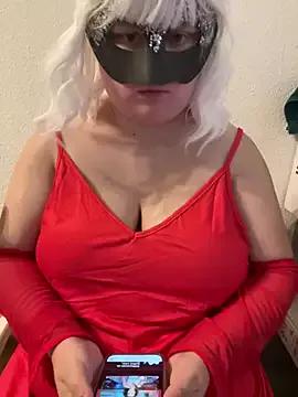 SexyTrixiii from StripChat is Freechat