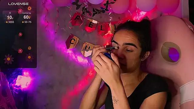 cam to cam sexiness with Girls streamers. Explore the newest collection of intense camshows from our capable horny hosts.