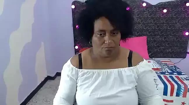 Sharon-stager from StripChat is Freechat