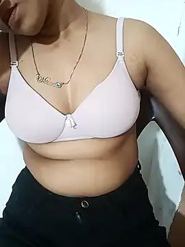 Shivani-Star from StripChat is Freechat