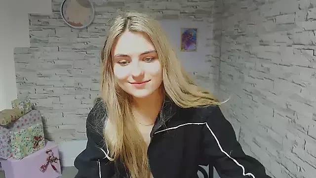 cam to cam sexiness with Girls streamers. Explore the newest collection of intense camshows from our capable horny hosts.