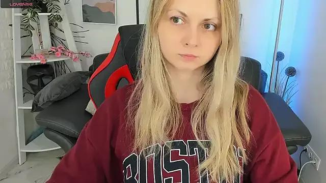cam to cam sexiness with Girls streamers. Explore the newest collection of intense camshows from our capable horny hosts.